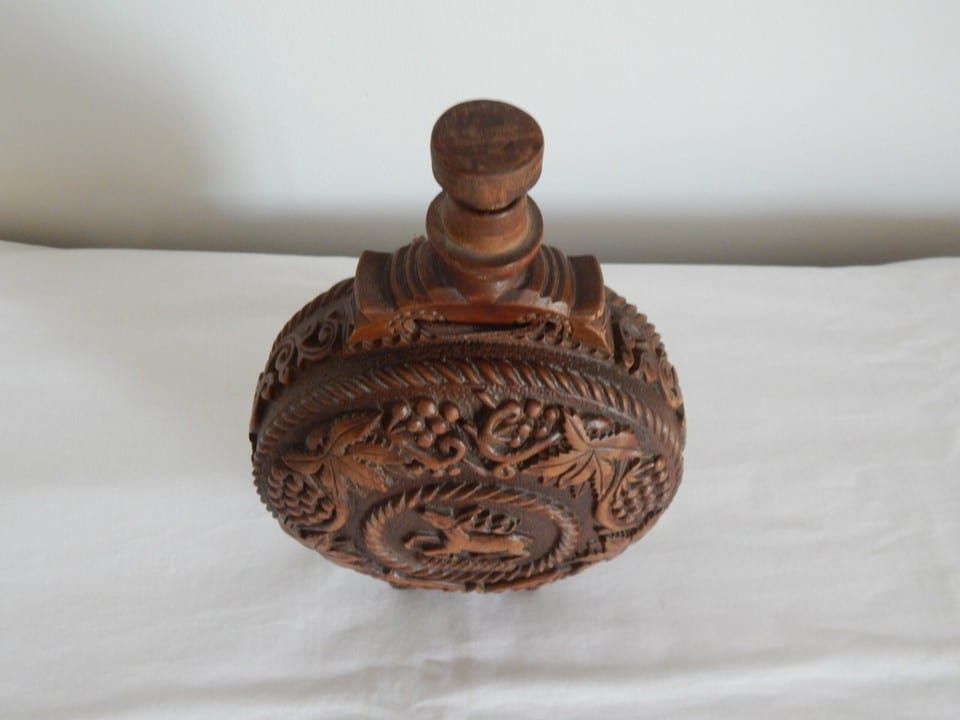 ANCIENNE Bouteille GOURDE à LIQUEUR en BOIS Sculpté Forêt Noire à Décor CHASSE — photo 5
