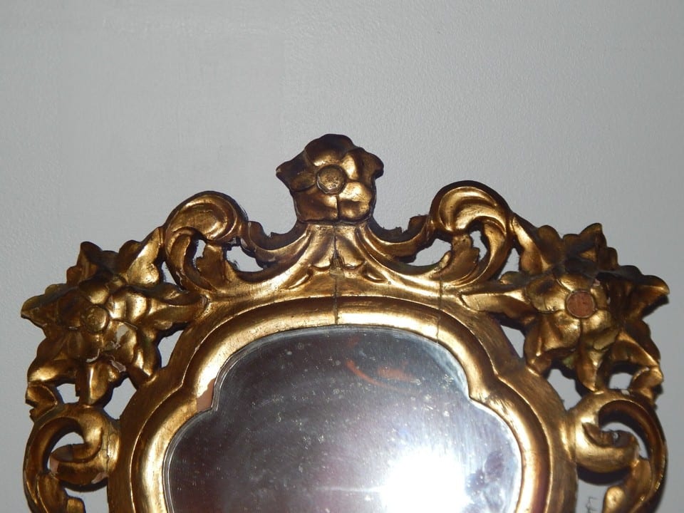 ANCIEN Grand MIROIR en Bois Doré à Décor Floral — photo 2