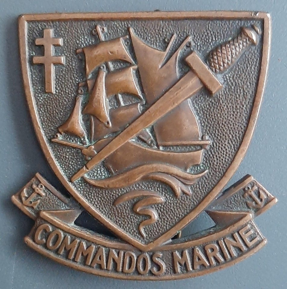 Badge Béret Commandos Marine BRONZE ORIGINAL Chauvet 1943 Insigne AB Paris 1970