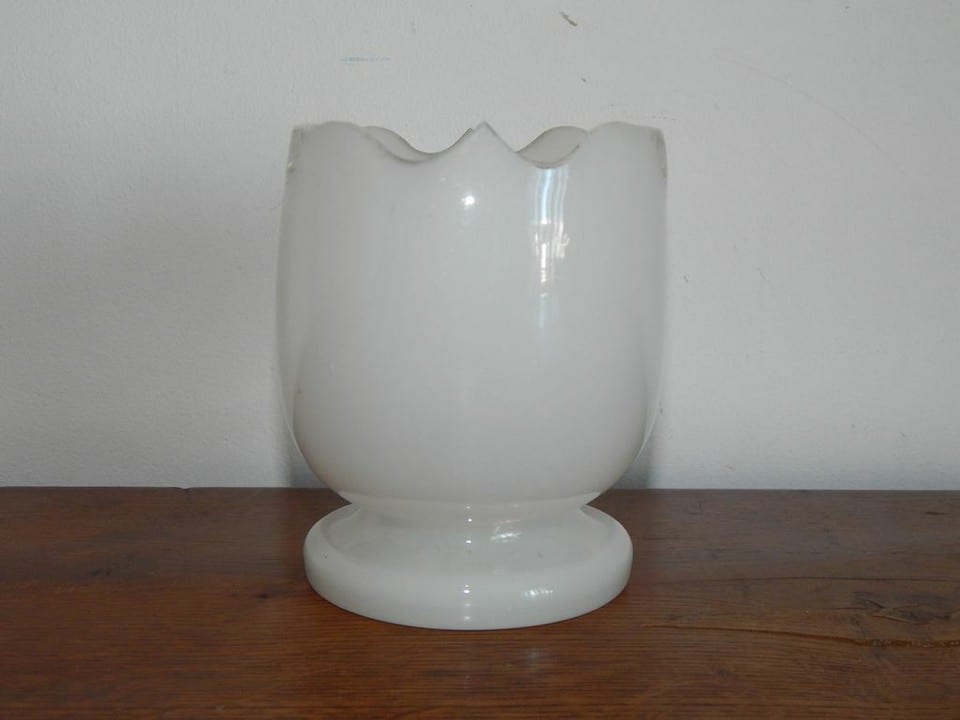 ANCIEN VASE D'AUTEL en OPALINE Savonneuse St Louis Baccarat ? époque CHARLES X — photo 3