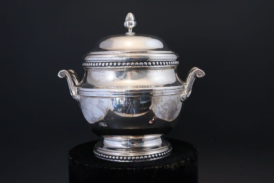 Sucrier couvert ERCUIS métal argenté style Louis XVI perles gland — photo 5