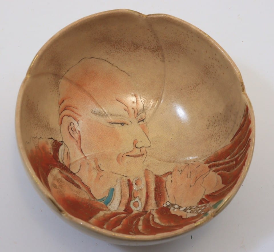 Ancien bol à thé faïence céramique japon visage samouraï Satsuma période Meiji — foto 3