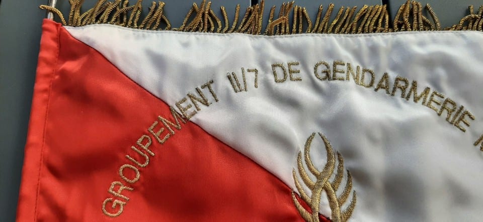 Fanion brodé EGM 22/7 Wissembourg ancien 7° LGM Gendarmerie Mobile ORIGINAL — photo 3