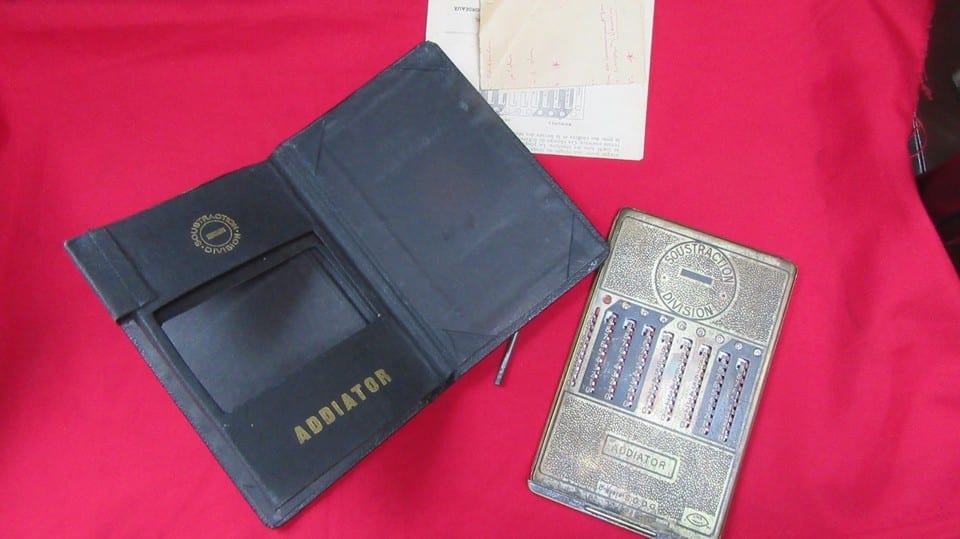 ancienne machine a calculer addiator avec sa notice — foto 3