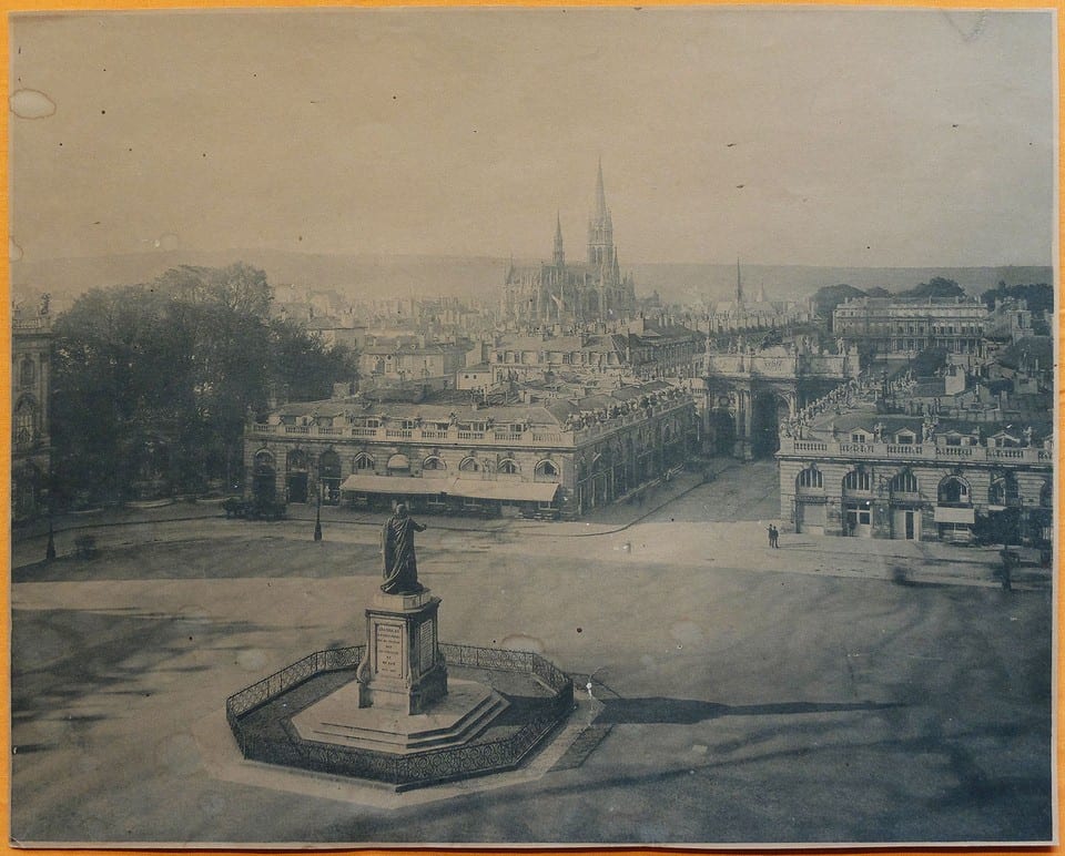 2 PHOTOGRAPHIES ANCIENNES NANCY ARC HÉRÉ PLACE STANISLAS — photo 2