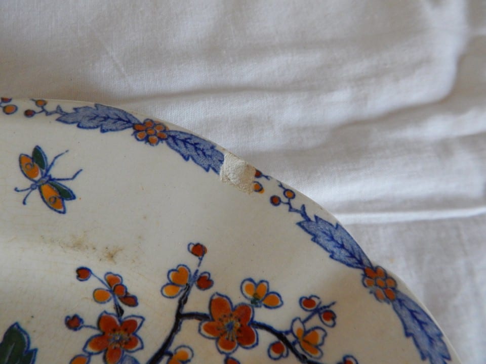 4 ANCIENNES ASSIETTES en Faïence de GIEN à Décor COQ et PIVOINE Signées — photo 4