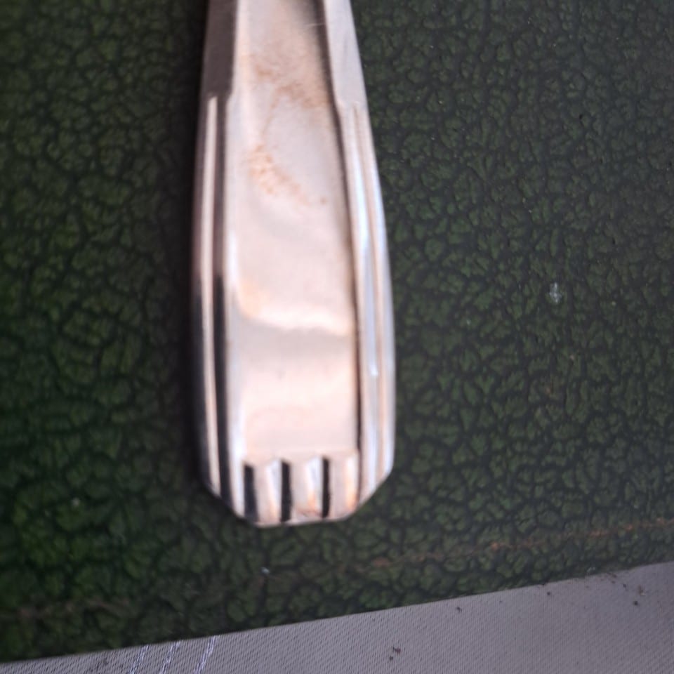 12 fouchettes à diner  Alfenide Christofle modèle Art Déco — photo 7
