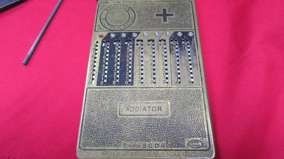ancienne machine a calculer addiator avec sa notice — foto 7