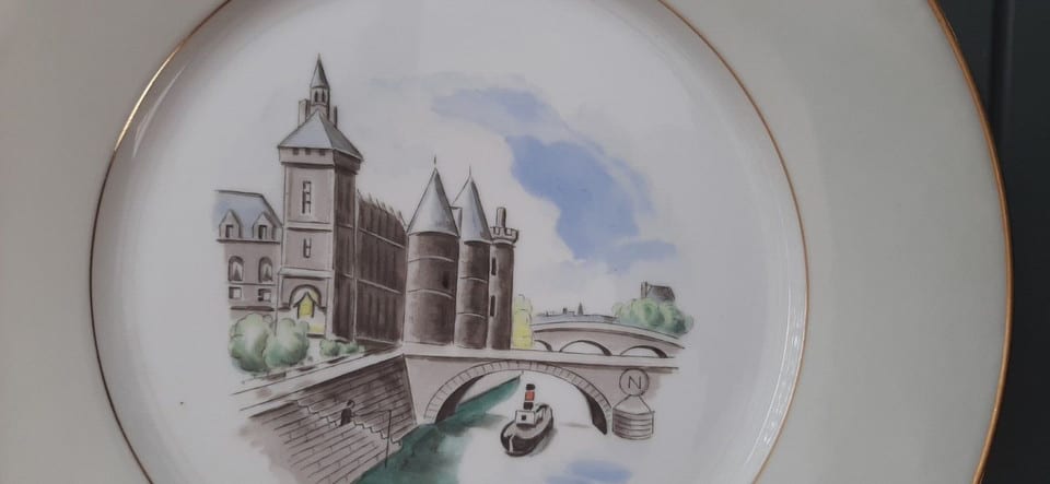Assiette Porcelaine de Sèvres 1942 décor Paris Authentique à restaurer — photo 2