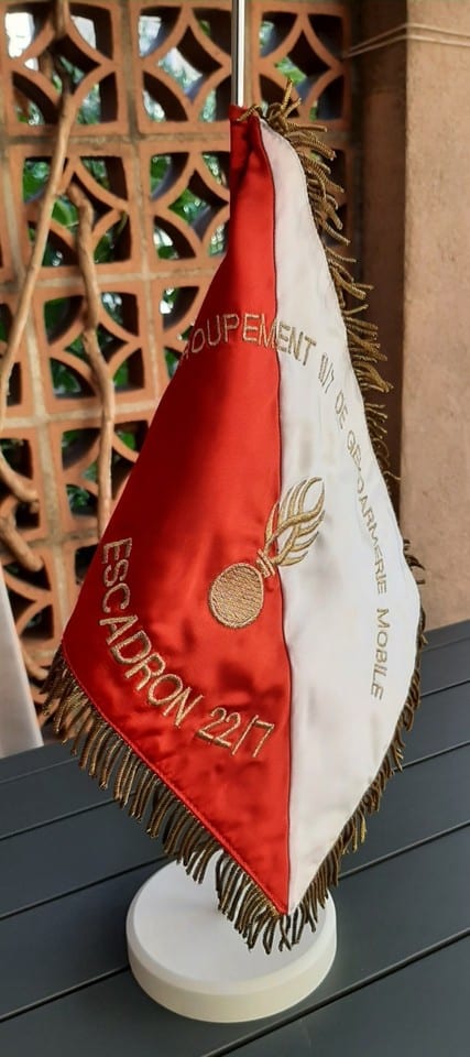 Fanion brodé EGM 22/7 Wissembourg ancien 7° LGM Gendarmerie Mobile ORIGINAL — photo 6