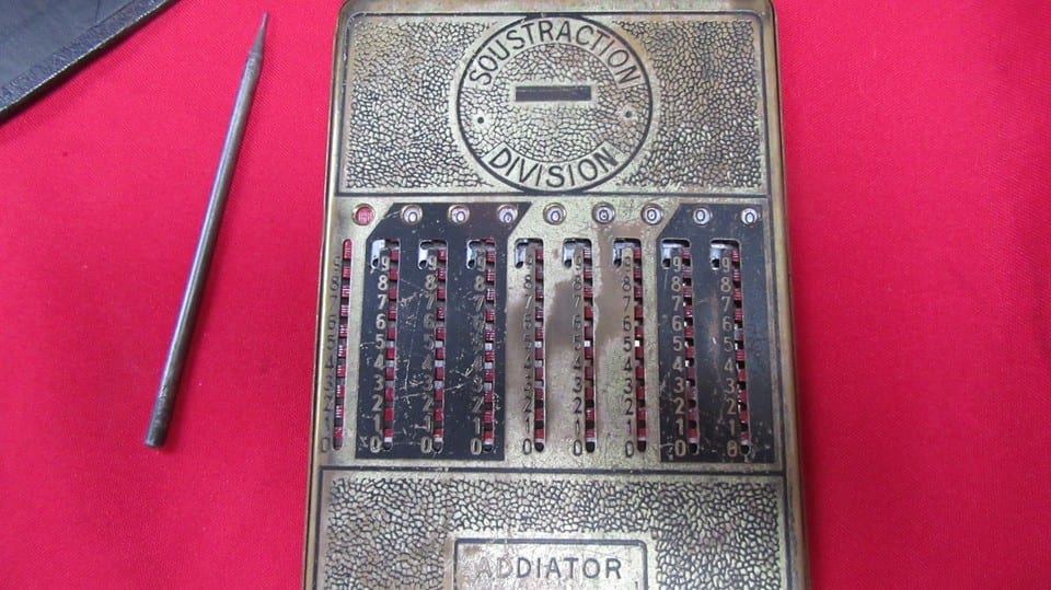 ancienne machine a calculer addiator avec sa notice — foto 6