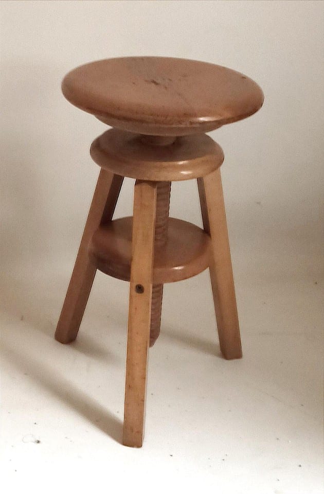 Tabouret d'atelier à vis hêtre Années 50 — photo 2