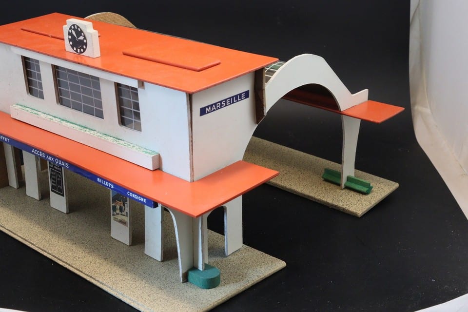 TRAINS HORNBY MECCANO GARE DÉMONTABLE N°19 MARSEILLE — foto 5