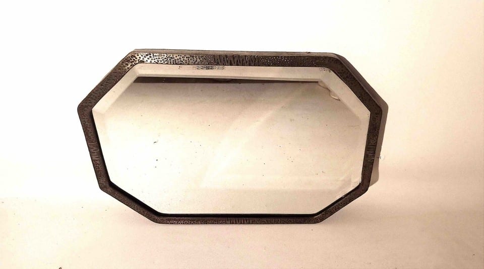 Miroir biseauté martelé Art Déco 41,2 cm x 58,8 cm — photo 3