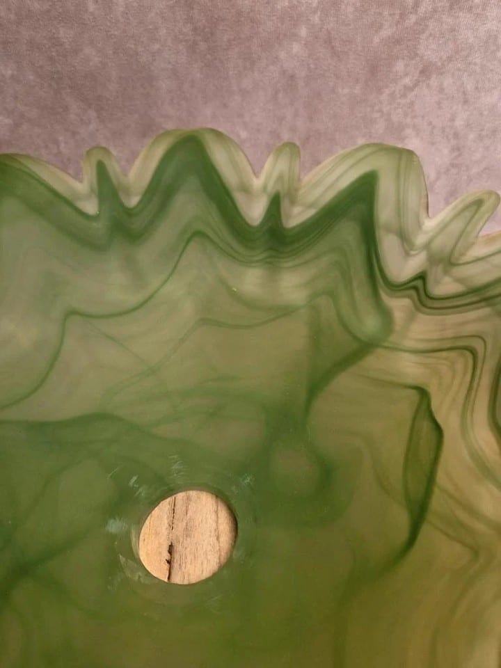 Grand abat-jour vintage en verre marbré vert – forme fleur étoilée – 35 cm — photo 7