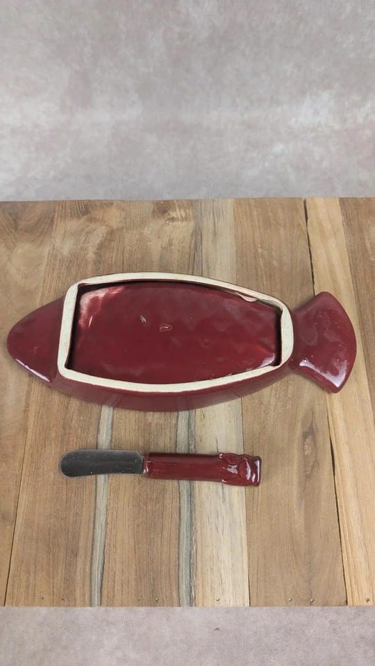 Beurrier vintage en céramique rouge  couteau assorti — foto 8