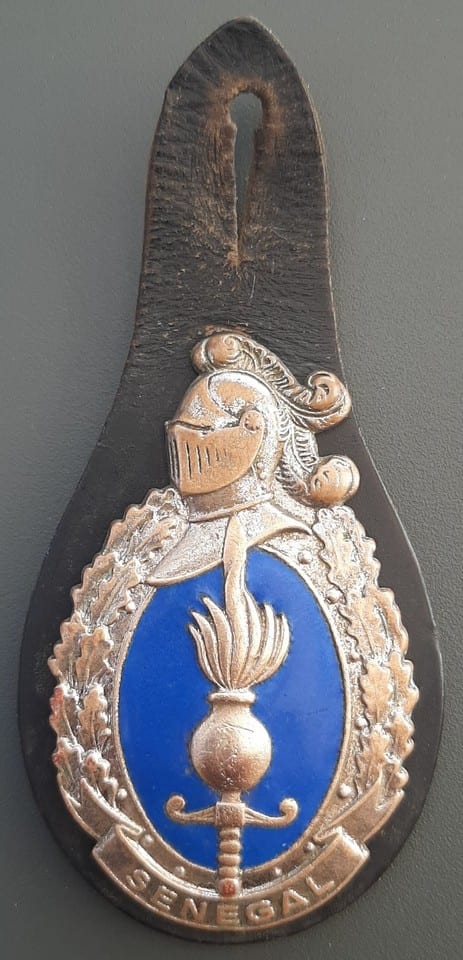 Insigne Obsolète GENDARMERIE SÉNÉGAL sur cuir Afrique 1960 ORIGINAL émail France