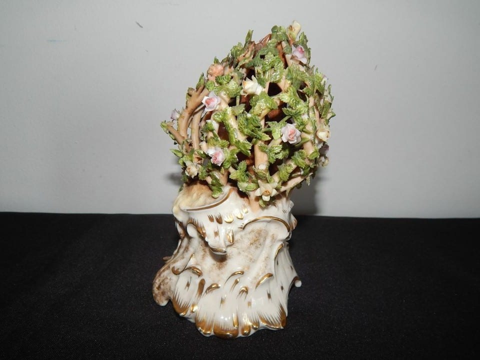 SUPERBE ANCIENNE Bouquetière Vase en PORCELAINE Germany DRESDEN MEISSEN ? Signée — photo 3