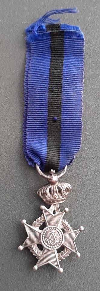 WW1 Médaille Miniature Croix Chevalier Ordre Leopold II Belgique argent ORIGINAL — photo 2