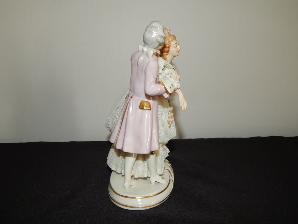 ANCIENNE SCULPTURE en PORCELAINE SAXE DRESDEN Danseurs Signée E.Bohne Fils ? — photo 5