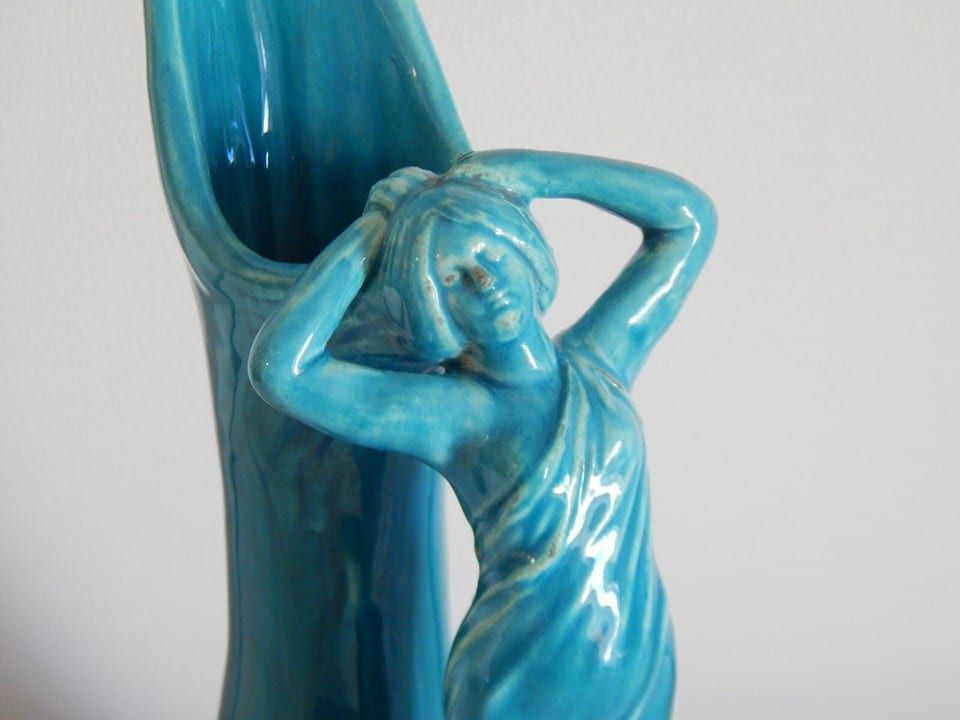 SUPERBE ANCIEN VASE en Céramique avec Anse Forme de FEMME Jérome Massier — photo 2