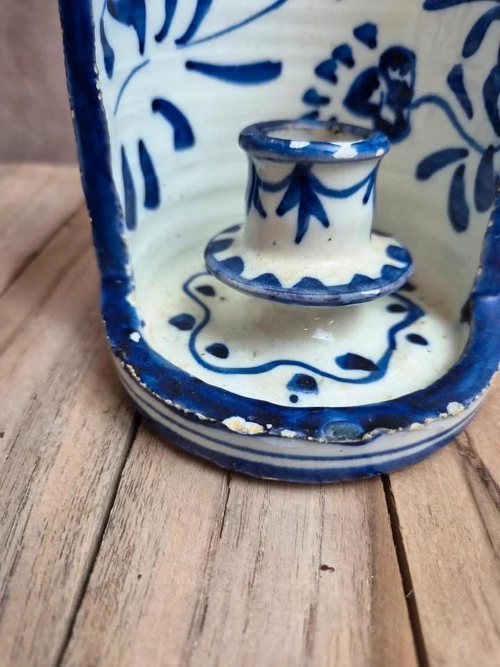 Bougeoir de chambre vintage en faïence bleu et blanc – décor peint main — photo 5