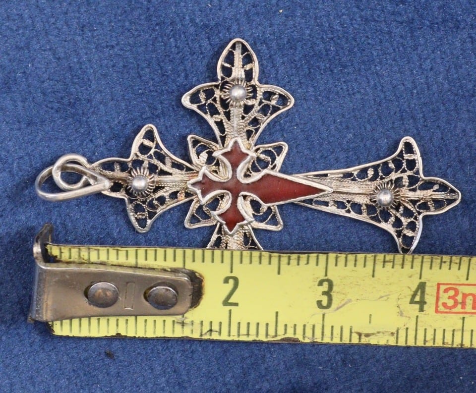 Pendentif ancien argent filigrane croix Saint-Jacques émaillée rouge Compostelle — Foto 8