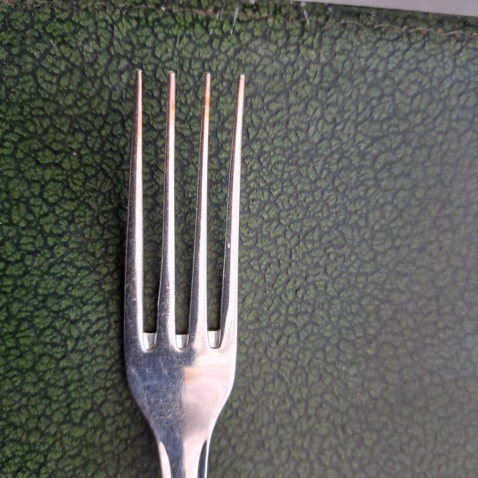 12 fouchettes à diner  Alfenide Christofle modèle Art Déco — photo 3