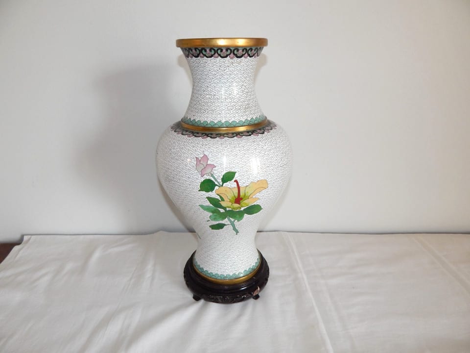 ANCIEN Grand VASE Forme BALUSTRE en émaux Cloisonnés Décor FLORAL PAPILLONS — photo 5