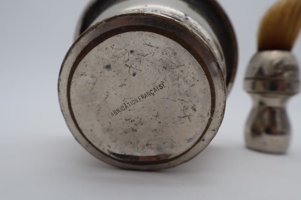 Ancien nécessaire de rasage GIBBS – Bol à barbe et blaireau en métal — photo 6