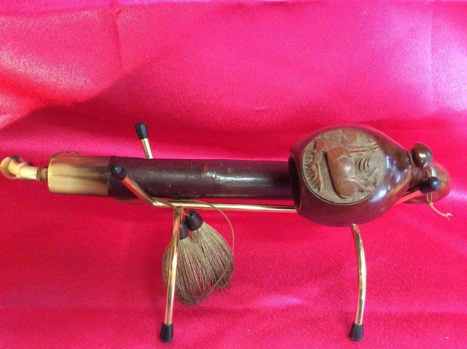 Pipe sculpté  d'un cerf  haut 10 larg 24.5 cm — photo 3