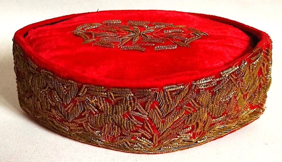Chapeau traditionnel nigérien Igbo Largeur 29,5 cm — photo 2