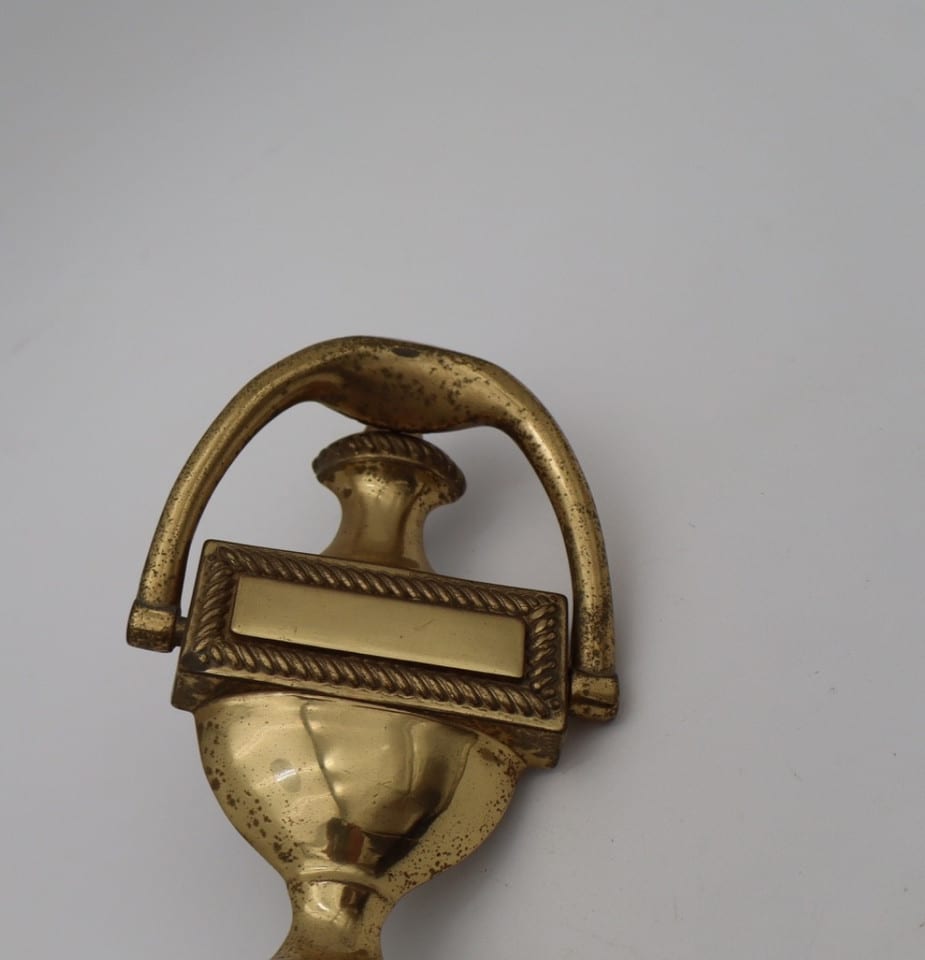 Ancien heurtoir tape-porte en laiton – poignée de porte décorative — photo 4