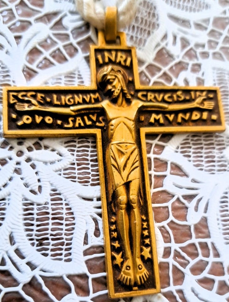 Crucifix religieux moderniste bronze croix pectorale Art Déco — photo 5