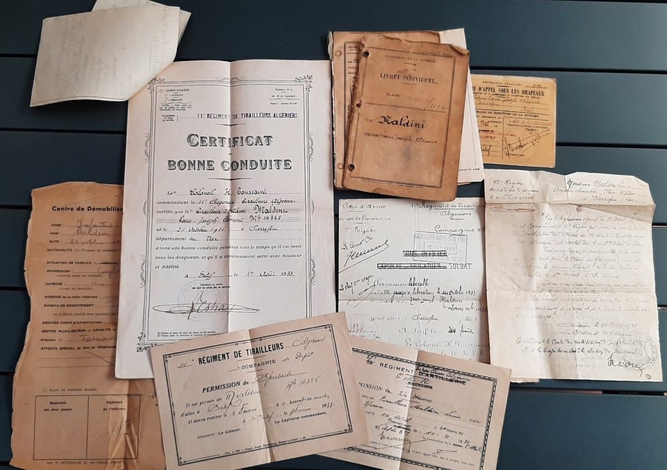 Lot Documents 1933 Soldat 11° RTA Tirailleurs Algériens Livret Militaire etc...