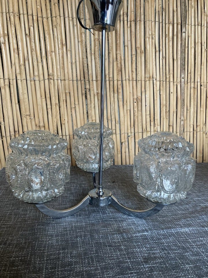 Lustre vintage 3 lumières métal chromé, 3 globes verre — Foto 2