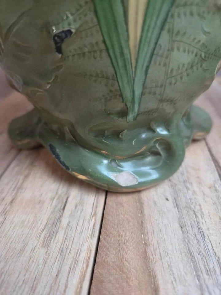 Paire de vases Art Nouveau Gustave de Bruyn – Fives-lille – décor iris – 30 cm — photo 8