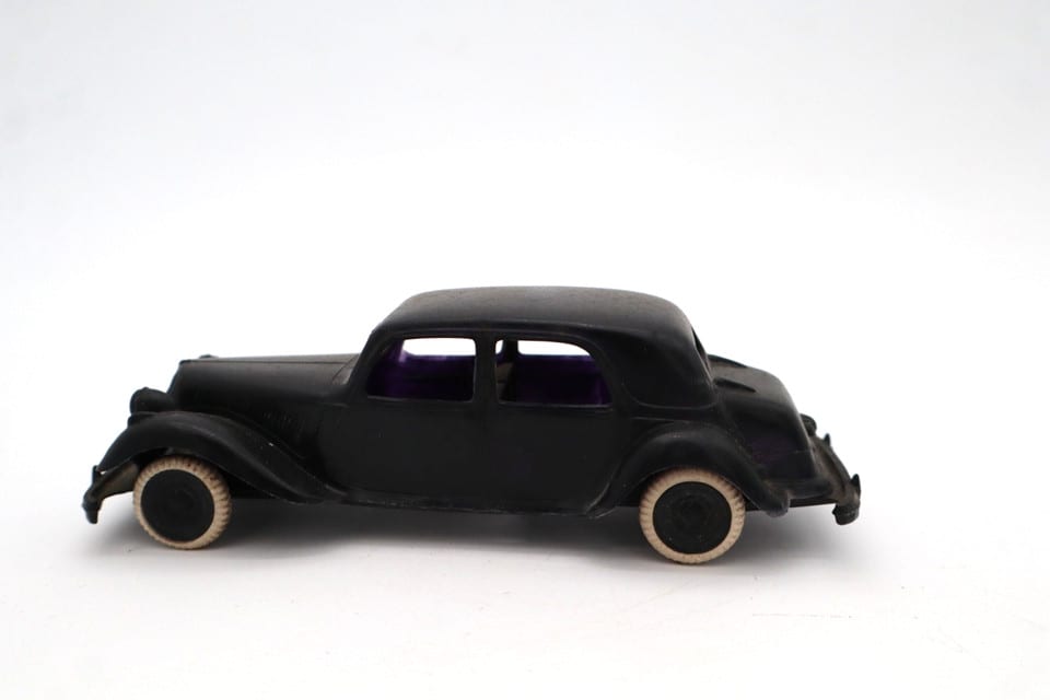 Ancienne Miniature CITROËN 11 CV Traction Avant - Marque CLÉ N°2 - Plastique — photo 4