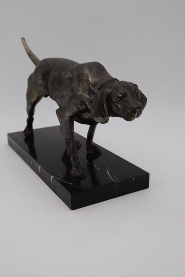 Régule sculpture animalière sur socle en marbre noir — photo 2