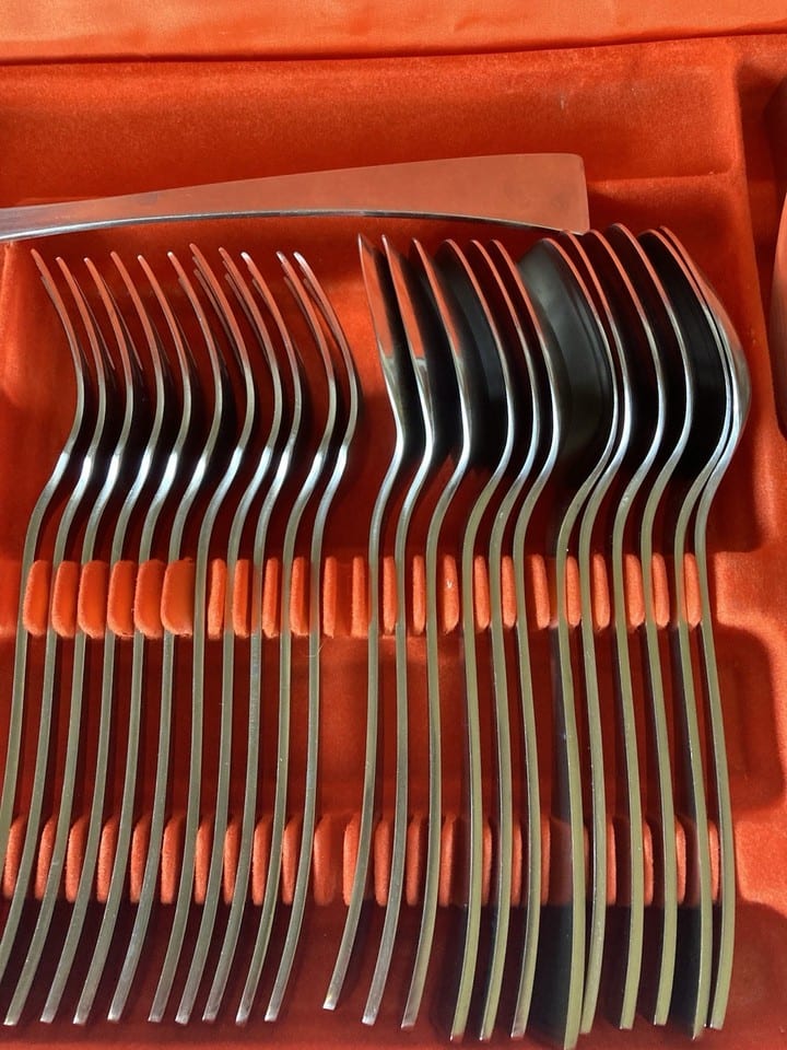 Ménagère 48 pieces en inox Guy Degrenne, vintage, modèle Jet, Space Âge — photo 7