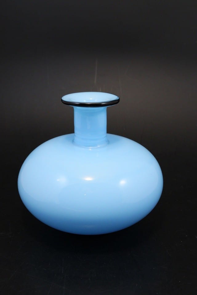 Vase verre bleu ciel et noir Murano Venini vintage glass Venise design — Foto 5