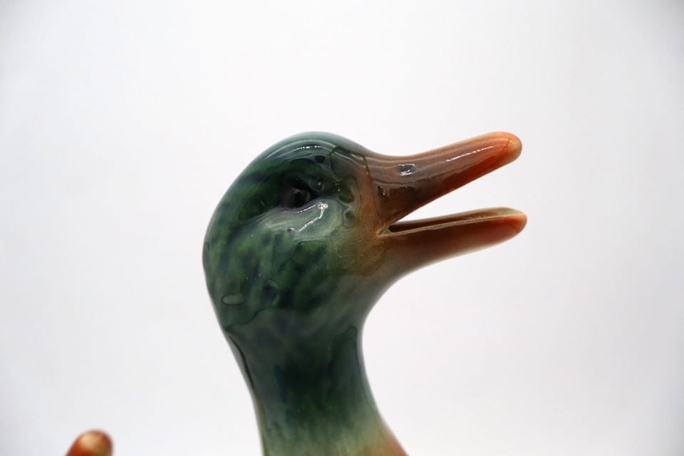 Pichet en barbotine canard colvert – Attribué à Saint-Clément — photo 8
