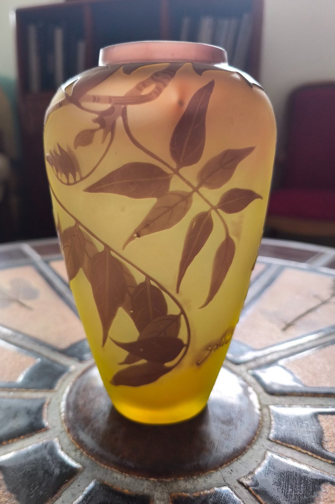 Vase Gallé décor de glycines