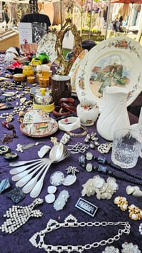 Le Boudoir de Verre Antiquités Brocante 