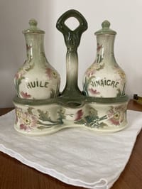 Service huilier vinaigrier en barbotine, fin XIXème
