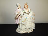 ANCIENNE SCULPTURE en PORCELAINE SAXE DRESDEN Danseurs Signée E.Bohne Fils ?