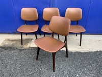 Ensemble de quatre chaises scandinaves