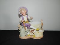 ANCIENNE SCULPTURE Jardinière , Vide Poche en BISCUIT " Jeune Homme "