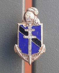 Insigne miniature Prévôté Gendarmerie en Indochine 1950s attache ressoudée