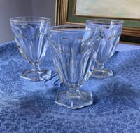 Verres en cristal Baccarat, modèle Bourbon, Art Déco
